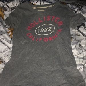 Hollister T-Shirt